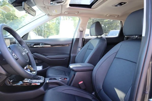 Used 2026 Gray Kia EX image 17