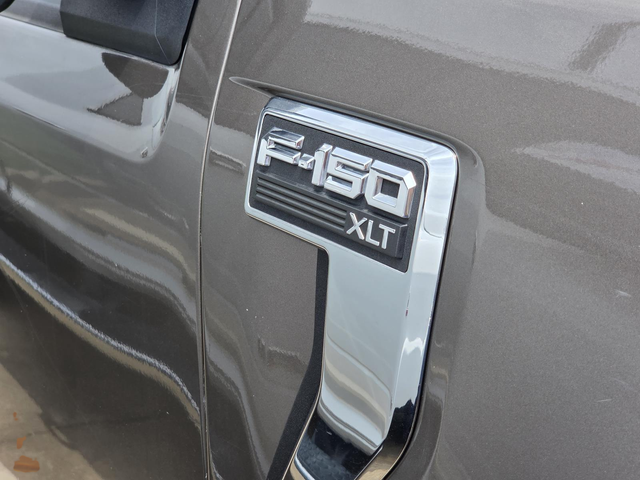 Used 2022 Gray Ford XLT image 5