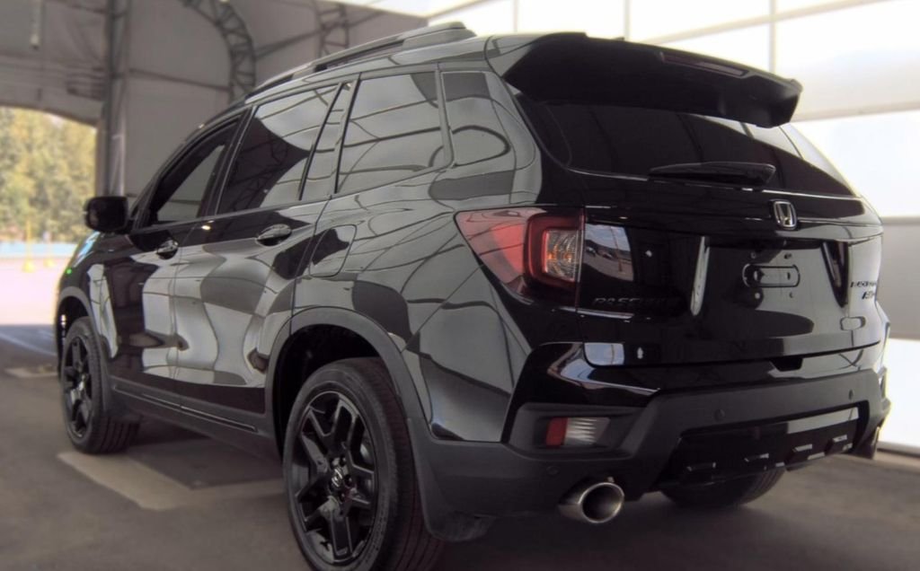 Used 2024 Black Honda Black Edition image 3