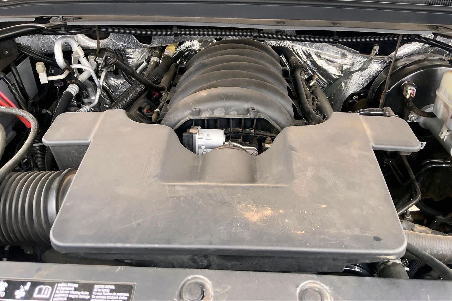 Certified Used 2018 Tungsten Metallic Chevrolet LT image 33