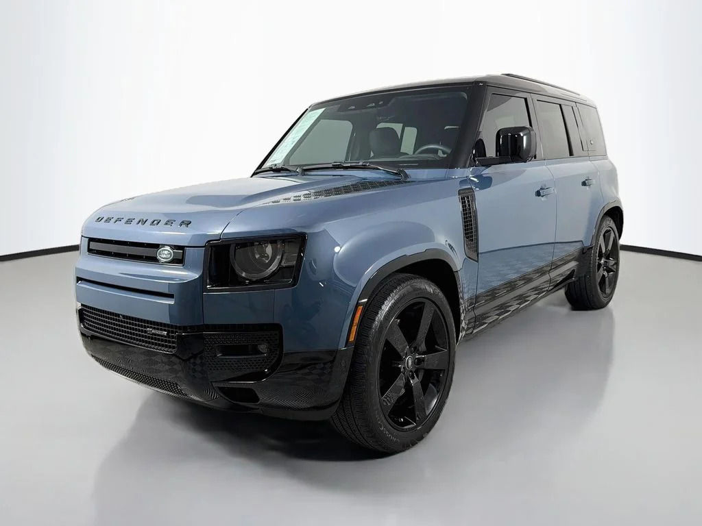 Used 2023 Blue Land Rover X-Dynamic SE image 1