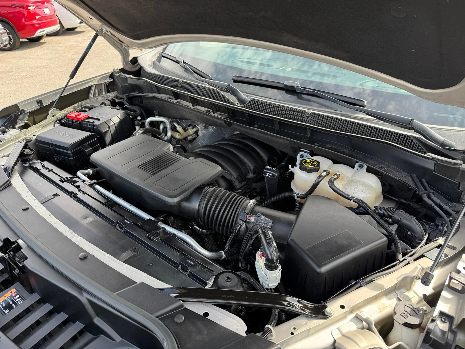 Used 2023 Beige Chevrolet Z71 image 42