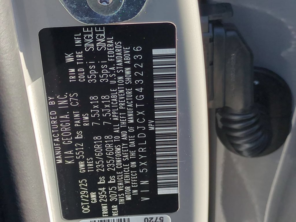 2026 Kia Sorento S - Photo 32