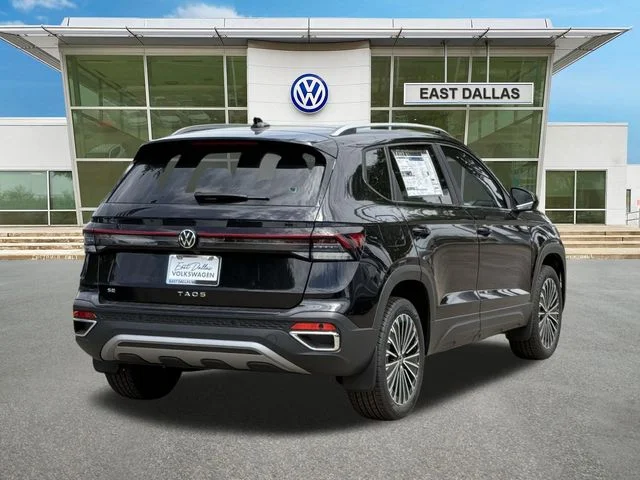 New 2026 Black Volkswagen 1.5T SE image 3