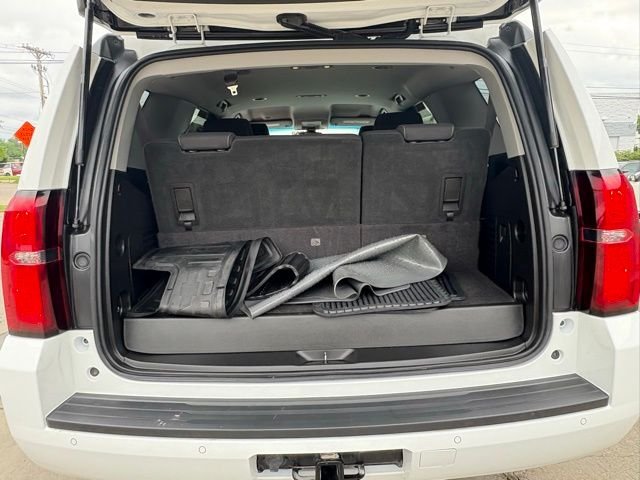 Used 2017 White Chevrolet LS image 27
