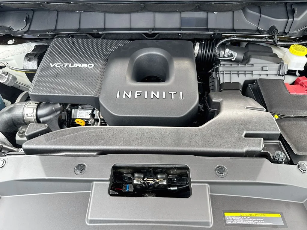 New 2027 2T RAD WHT INFINITI Autograph AWD image 33