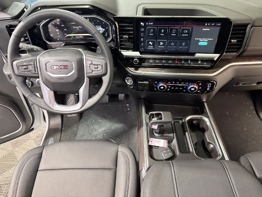 2026 GMC Sierra 1500 SLT - Photo 14