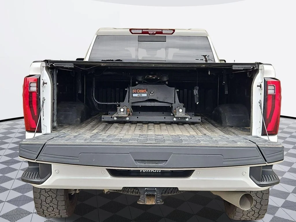 Used 2024 White Frost GMC Denali Ultimate image 24