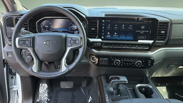 Used 2025 White Chevrolet LT Trail Boss image 9