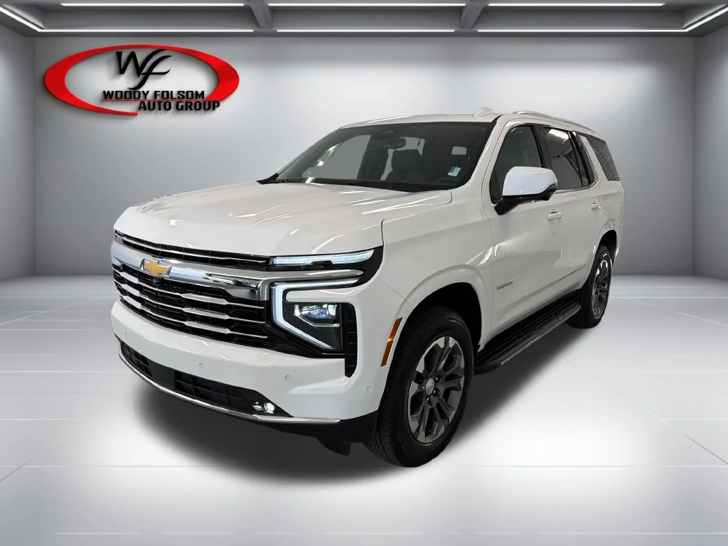 New 2026 Summit White Chevrolet LT image 3