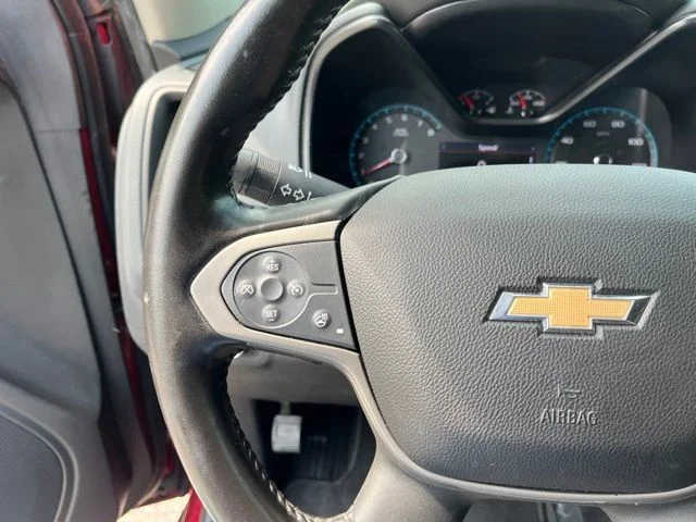 Used 2019 Red Chevrolet Z71 image 17