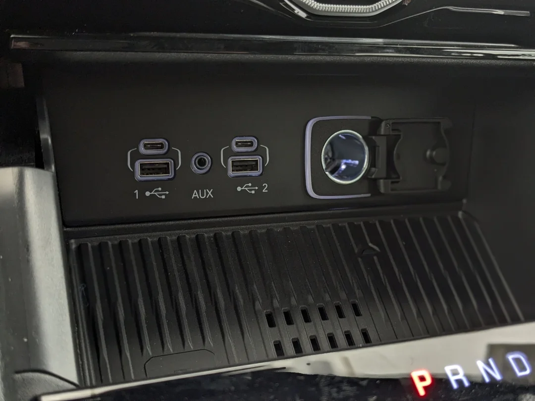 New 2026 Black Jeep Altitude - - 4x4 - 20 Gloss Black Wheels - Remote Start & More! image 21