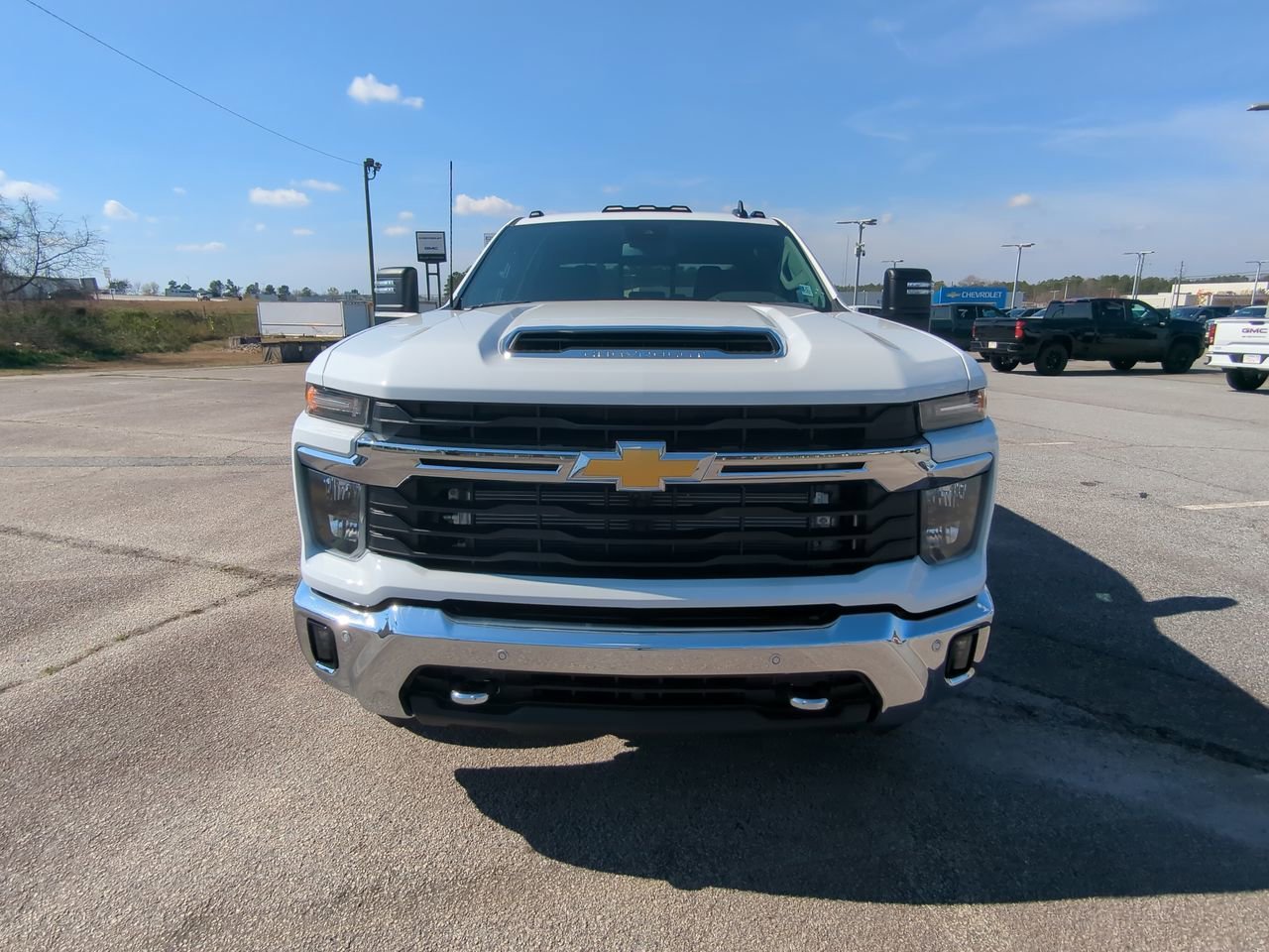 2026 Chevrolet Silverado 3500 HD LT - Photo 8