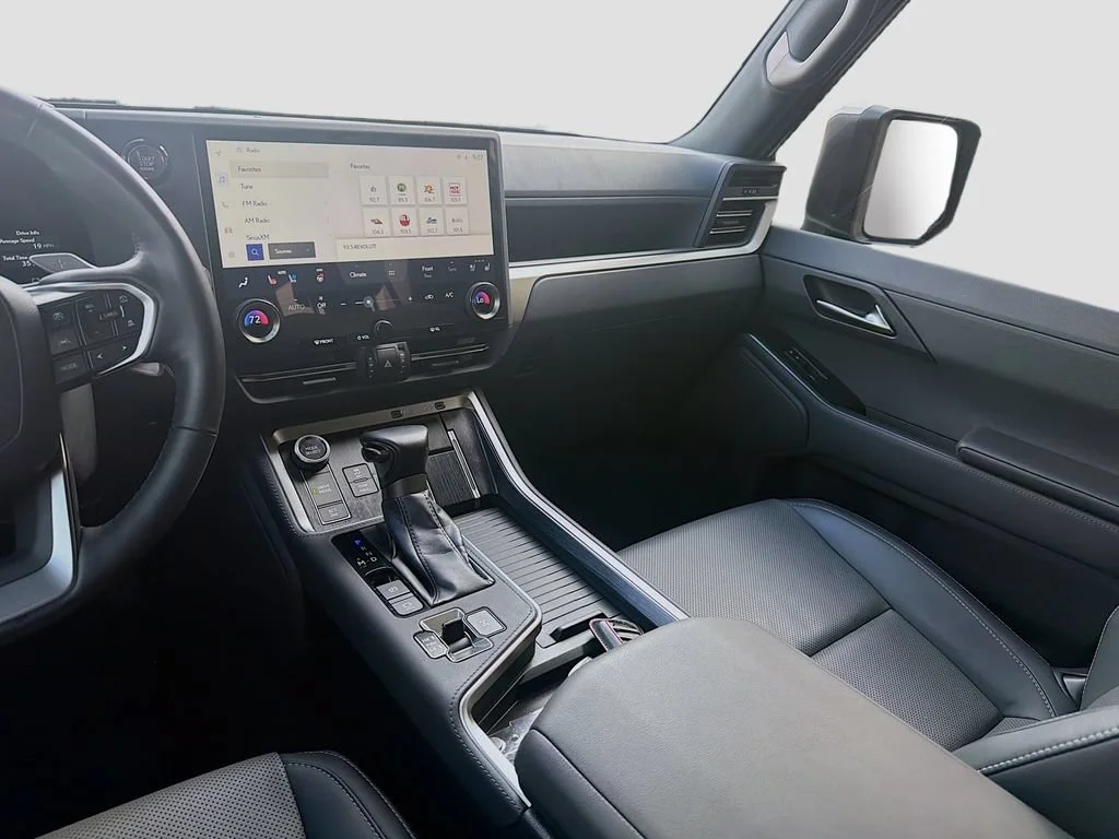 Certified Used 2024 Silver Lexus GX 550 Premium image 21