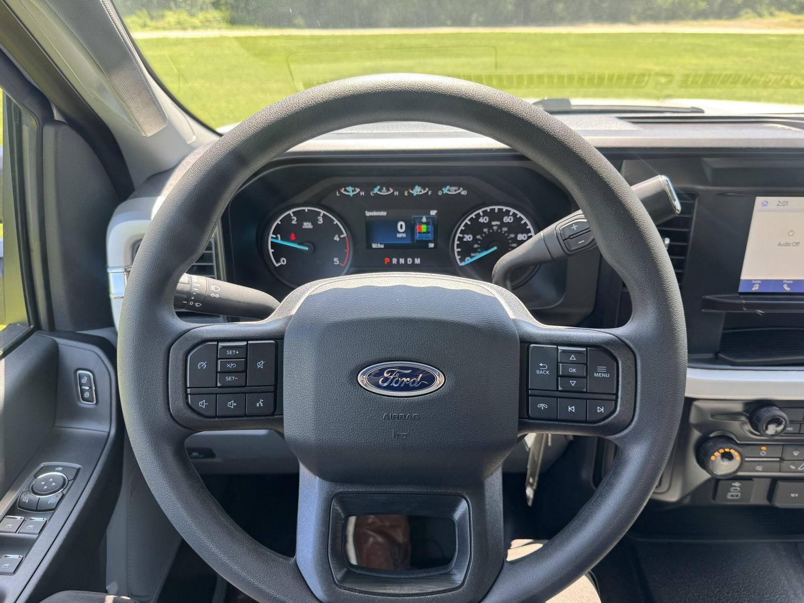 New 2026 Oxford White Ford F-350® XL image 15