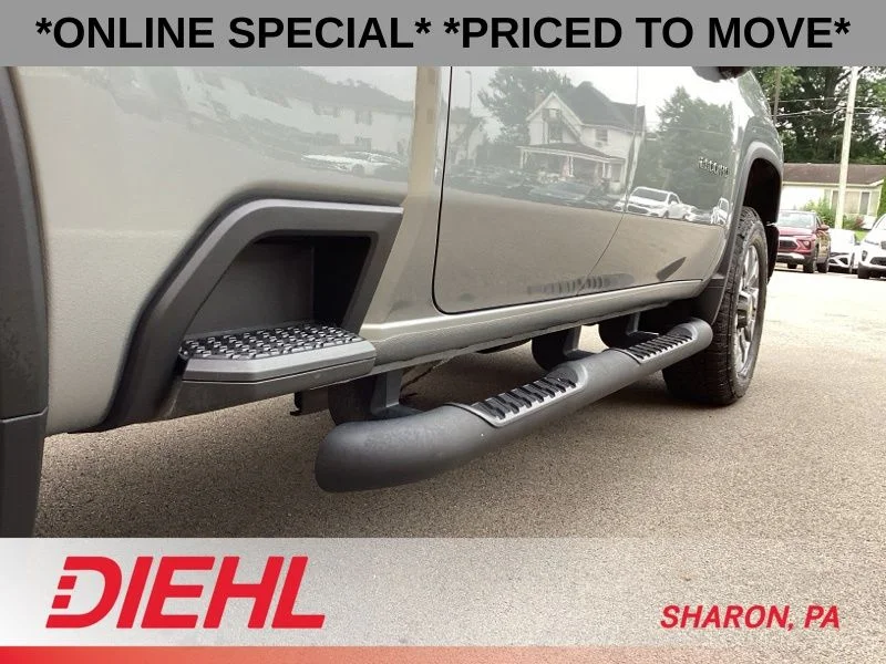 Used 2024 Gray Chevrolet Custom image 12