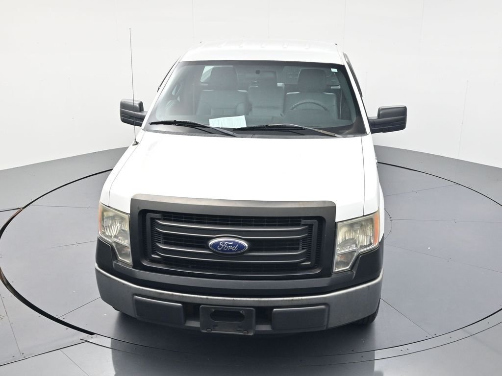 Used 2013 Oxford White Ford XL image 26