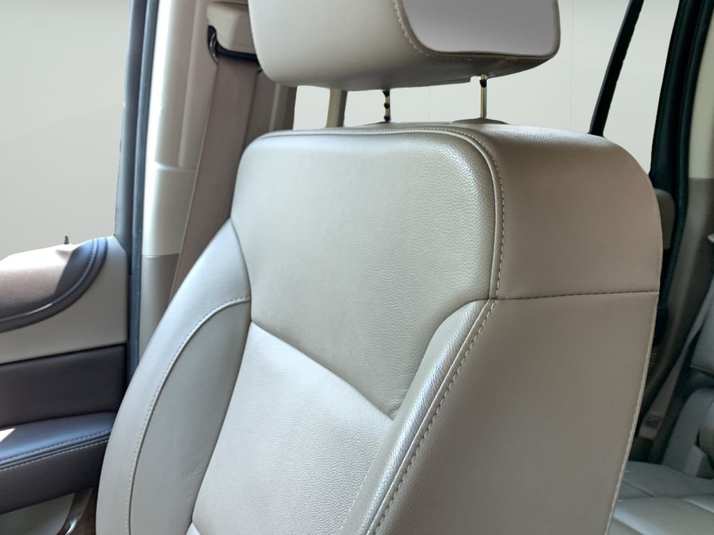 Used 2016 Summit White Chevrolet LT image 47