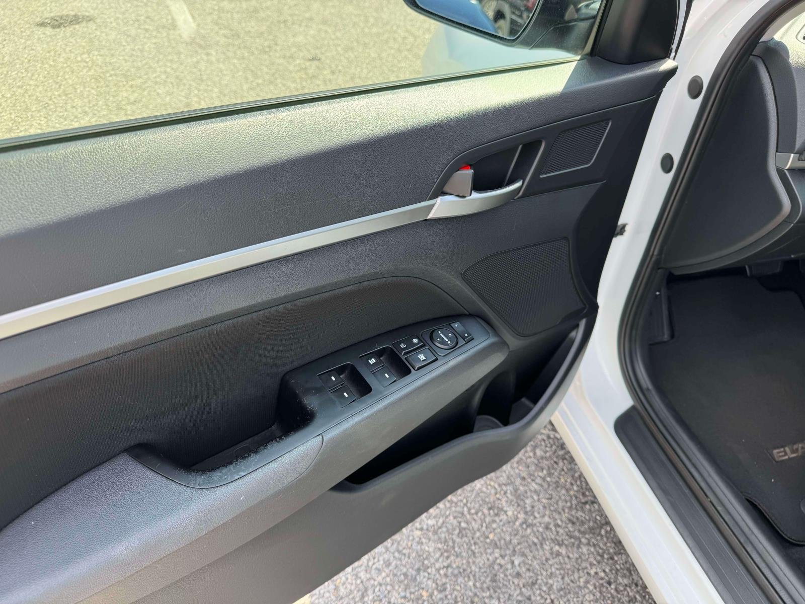 Certified Used 2020 White Hyundai SEL image 14