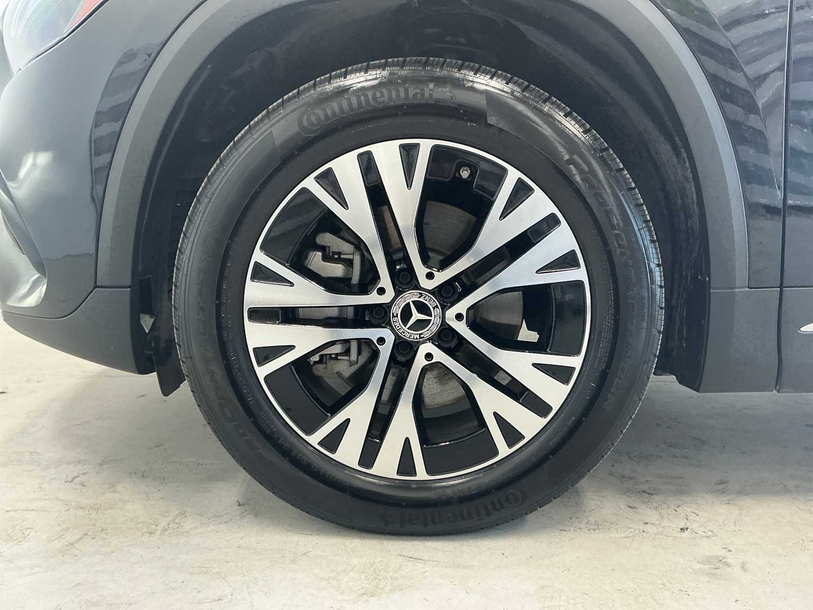 Certified Used 2026 Night Black Mercedes-Benz GLA 250 image 9