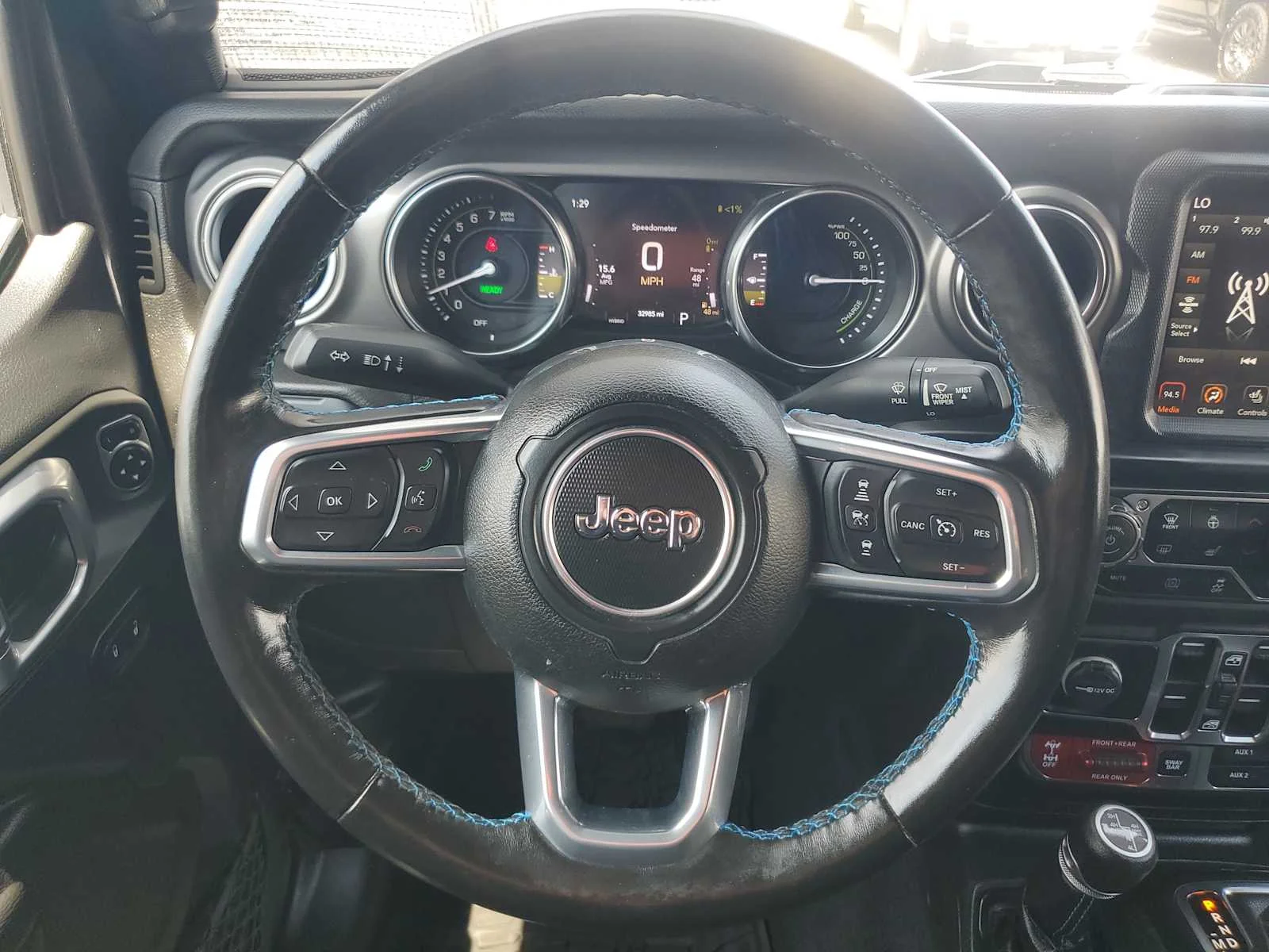 Used 2023 Gray Jeep Rubicon image 15