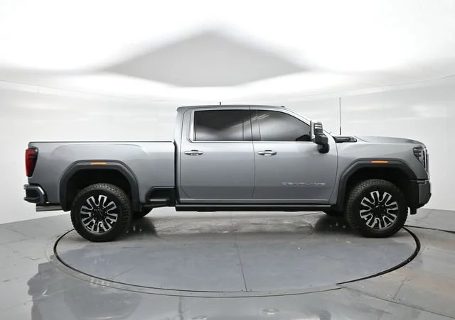 Used 2025 Sterling Metallic GMC Denali Ultimate image 8