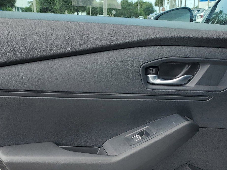 2025 Honda Accord Hybrid EX-L - Photo 14