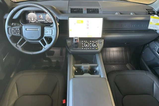 New 2026 Santorini Black Land Rover X-Dynamic SE image 12