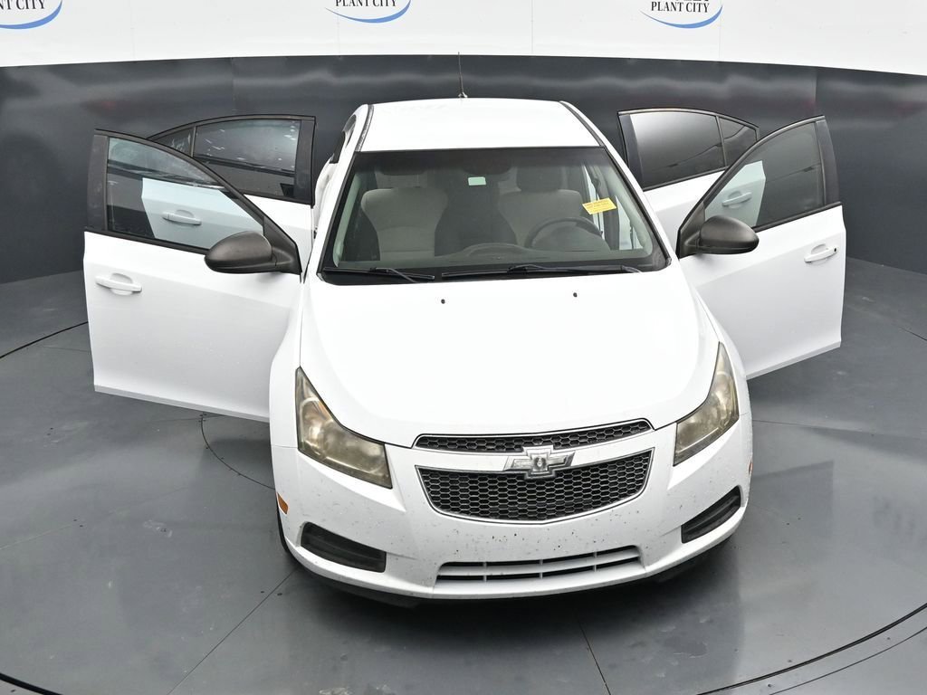 Used 2014 SUMMIT WHITE Chevrolet LS image 34