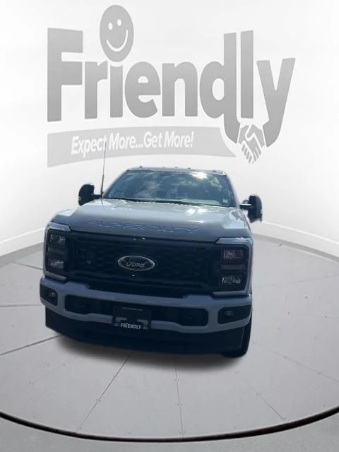 New 2026 Avalanche Ford F-350® XL image 3