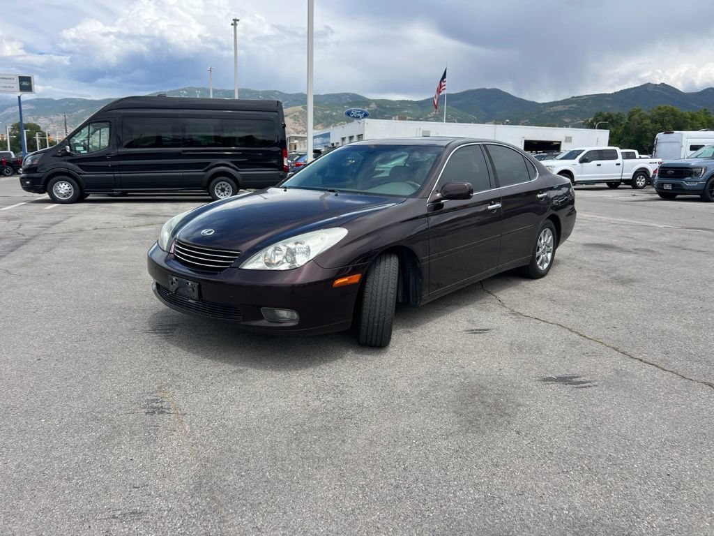 Used 2002  Lexus 300 image 14