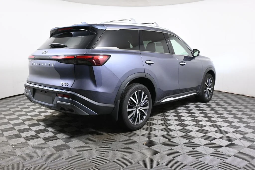Certified Used 2023 Blue INFINITI Sensory image 7