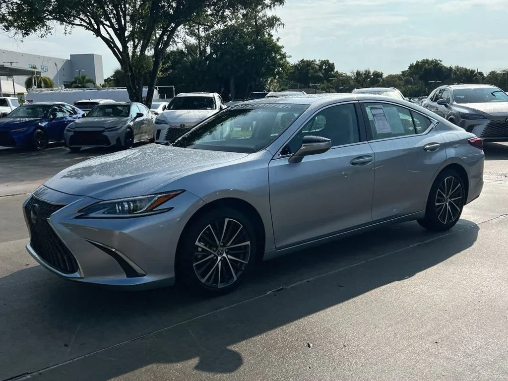 Certified Used 2025 IRIDIUM Lexus 350 image 3