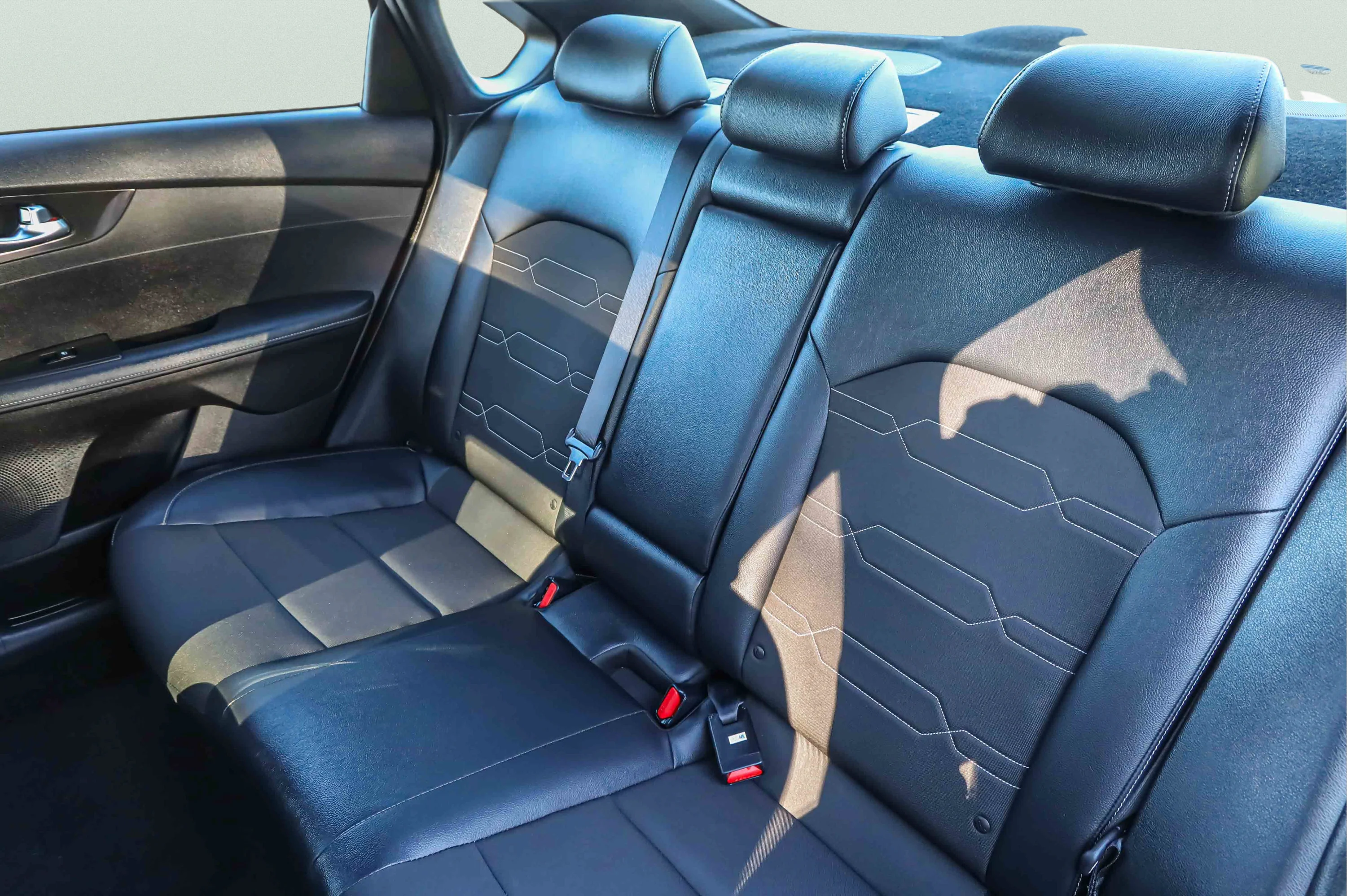 Certified Used 2023 Snow White Pearl Kia GT-Line image 21