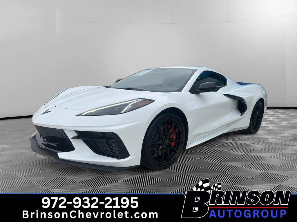 New 2026 Arctic White Chevrolet 2LT image 3