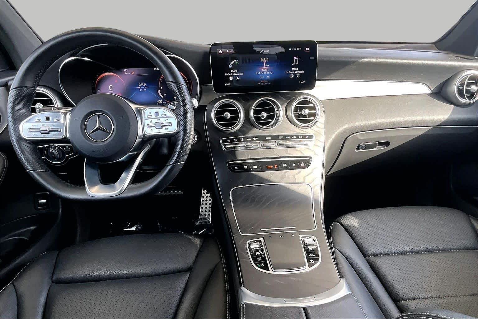 Used 2022 Black Mercedes-Benz GLC 300 image 14
