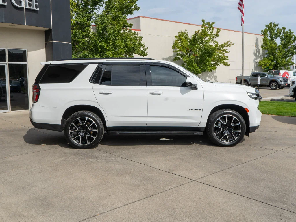 Used 2021 White Chevrolet RST image 9