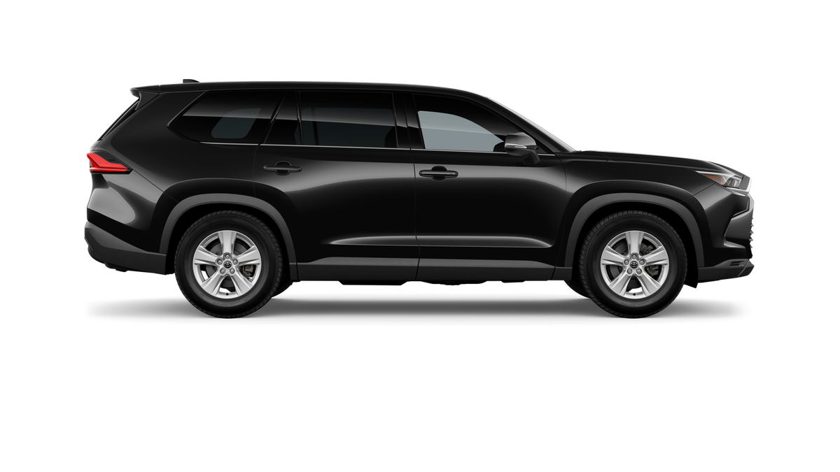 New 2026 Midnight Black Metallic Toyota LE image 12