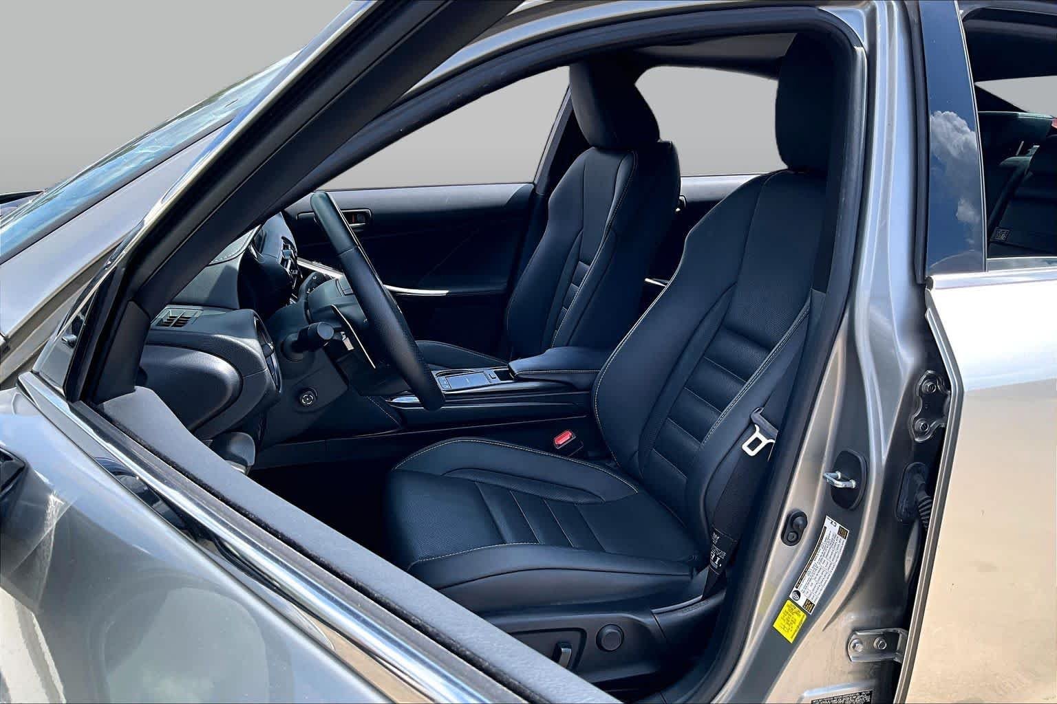 Used 2023 Atomic Silver Lexus F SPORT image 7