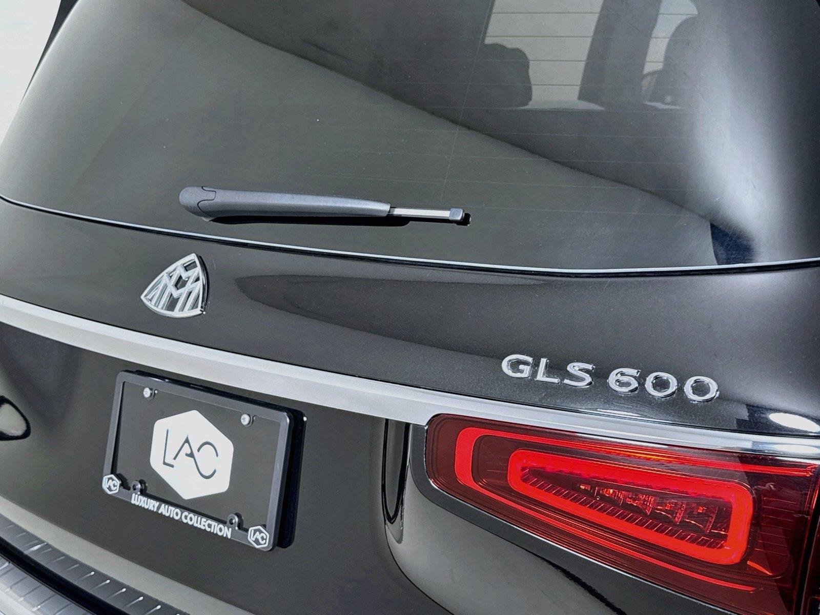 Used 2021 Obsidian Black Metallic Mercedes-Benz Maybach GLS 600 | One Owner | Executive Seating image 46