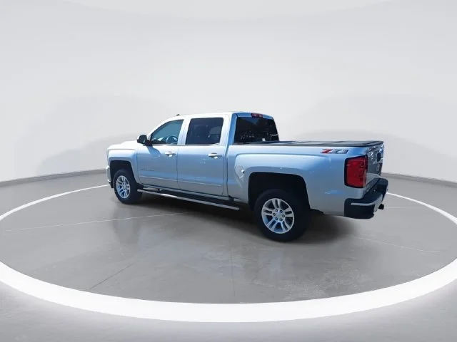 Used 2018 SILVER ICE METALLIC Chevrolet LT image 6