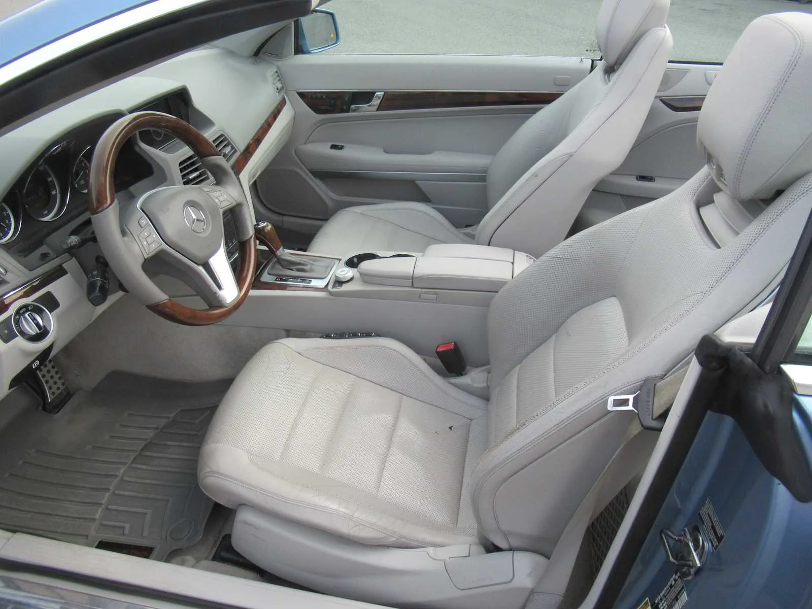 Certified Used 2012 Quartz Blue Metallic Mercedes-Benz E 350 image 17
