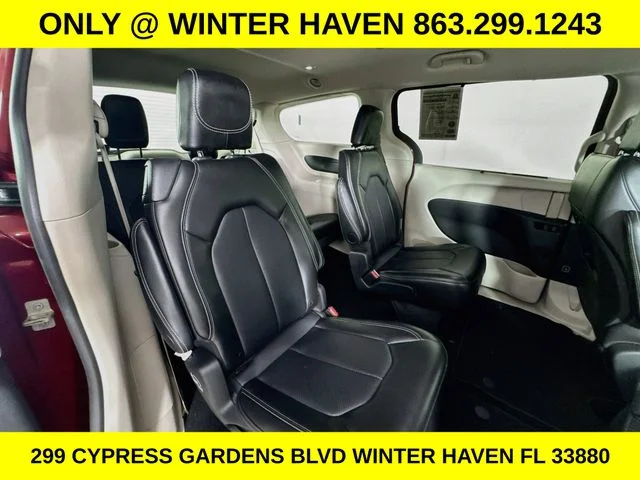 Used 2024 Red Chrysler Touring L image 27