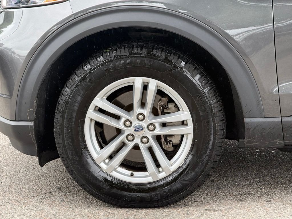 Used 2020 Gray Ford XLT image 6