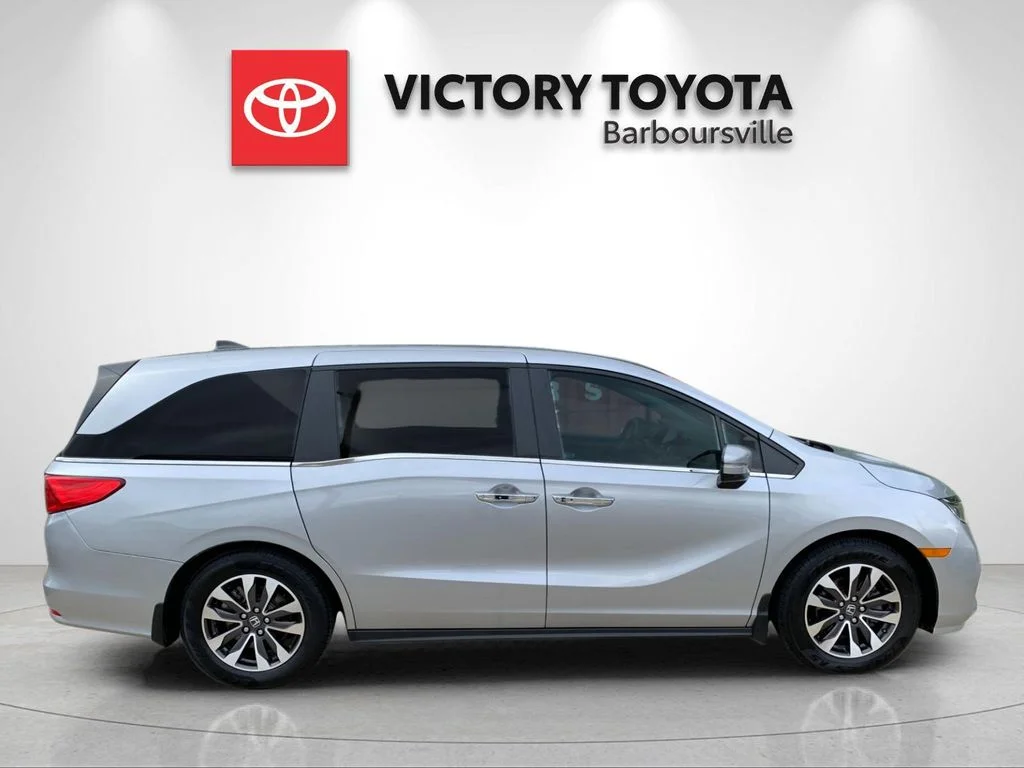 Used 2022 Silver Honda EX-L image 6
