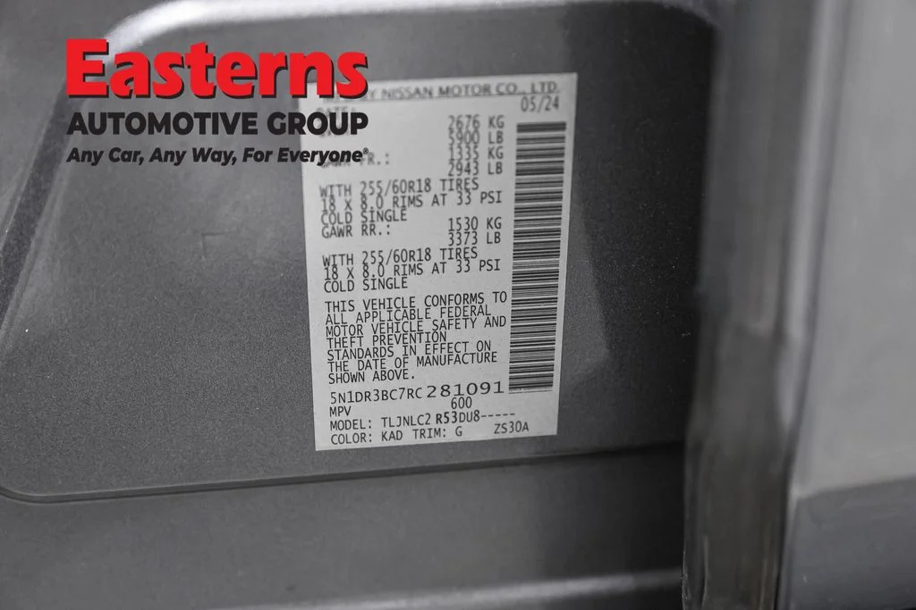 Used 2024 Gray Nissan SV image 37