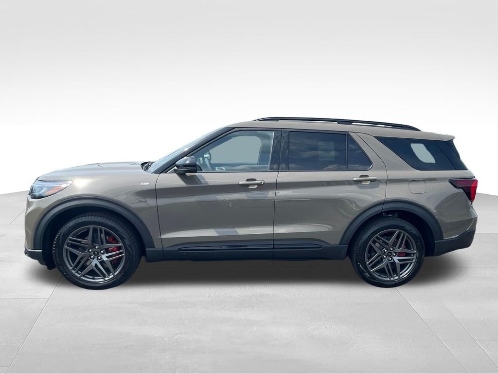 New 2026 Gray Ford ST-Line image 2