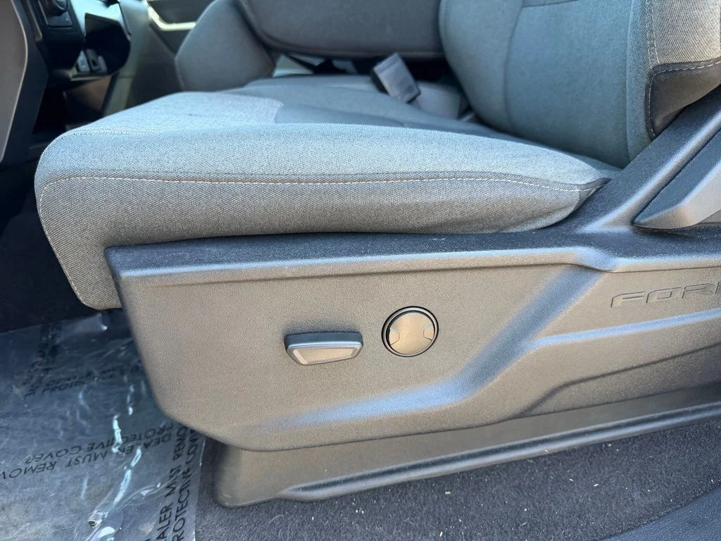 Used 2023 Blue Metallic Ford XLT image 16