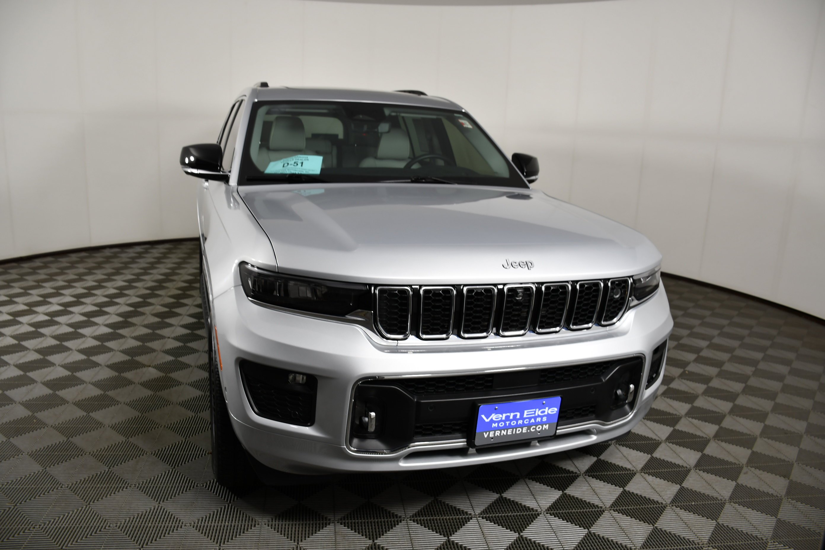 Pre-Owned 2023 Jeep Grand Cherokee L for sale in Sioux Falls, SD