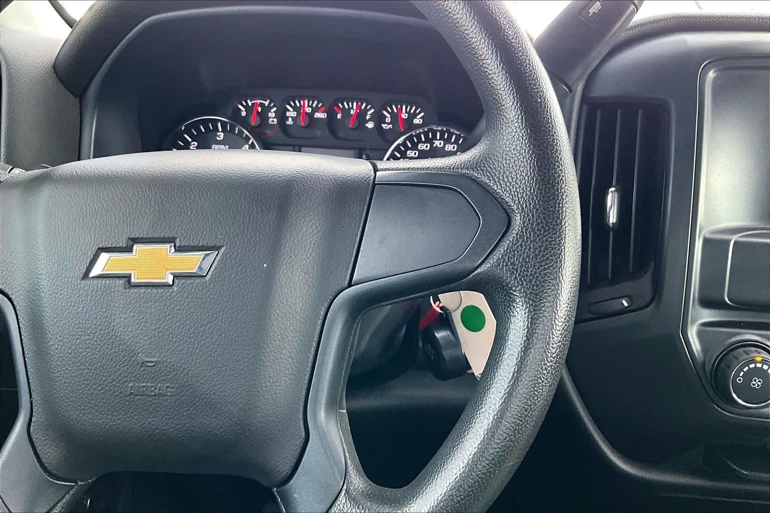 Used 2017 Summit White Chevrolet Custom image 25